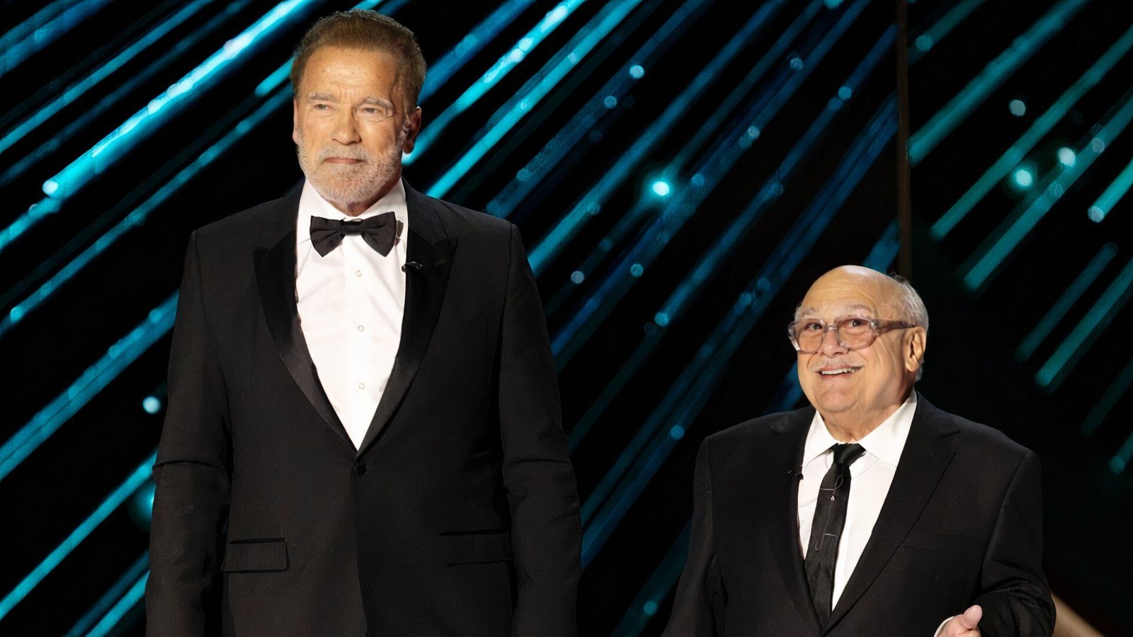 Danny DeVito Shares What Led to his Reunion with Arnold Schwarzenegger at the Oscars