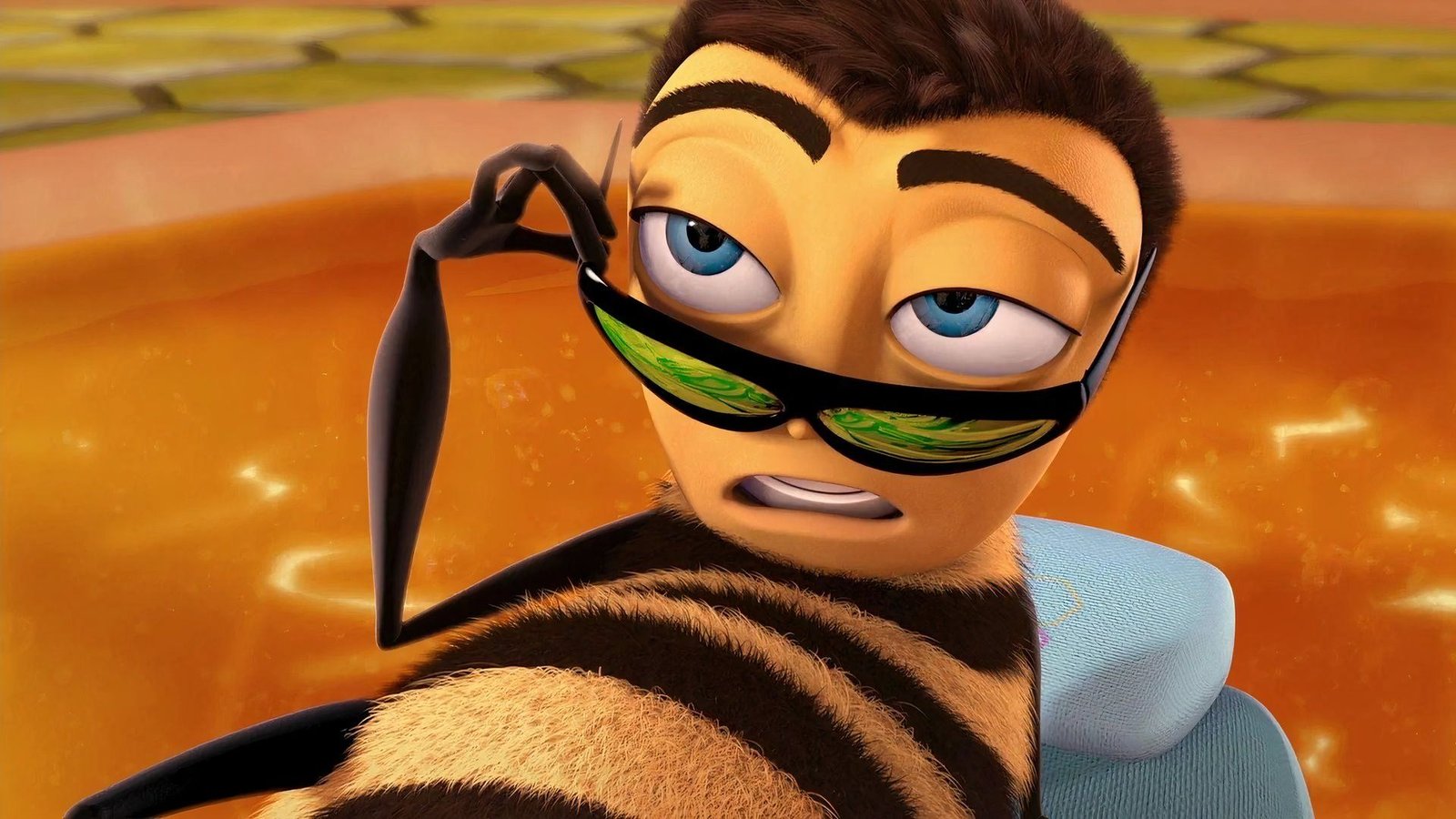 Jerry Seinfeld 'Apologises' for Sexual Undertones in Bee Movie