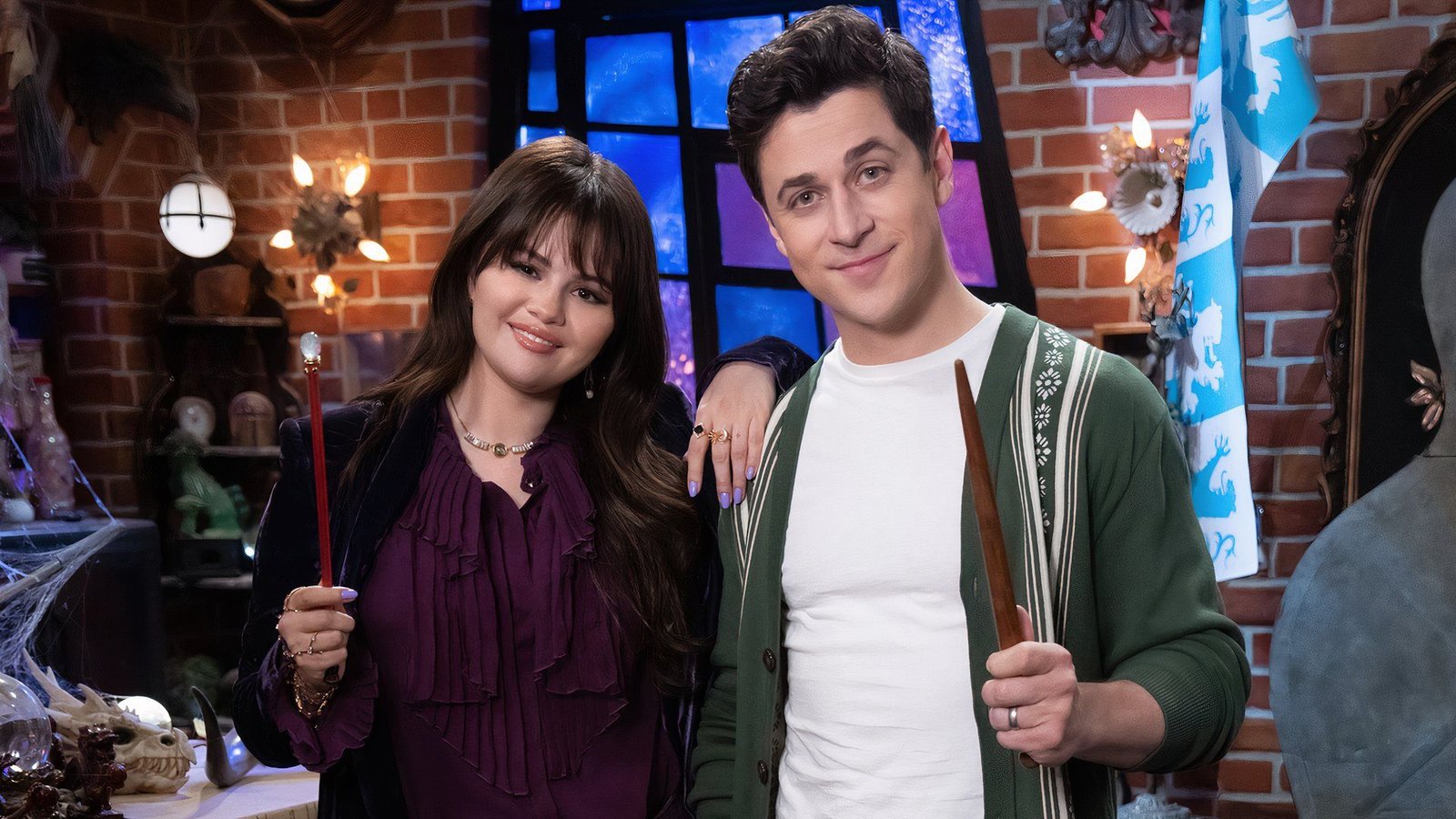 Selina Gomez Reveals New Wizards of Waverly Place Images & Series Title