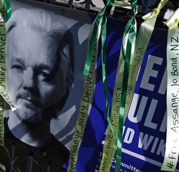 WikiLeaks founder Assange expected to plead guilty to espionage charge