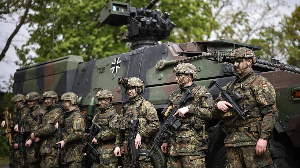 Western European states facing army personnel crisis – FT — RT World News