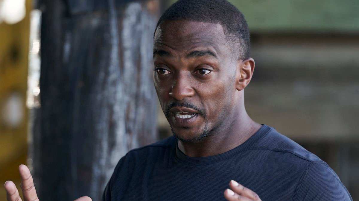 Anthony Mackie asking a shark-related question in NatGeo