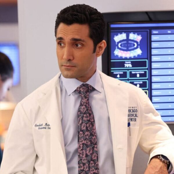 Dominic Rains as Dr. Crockett Marcel in Chicago Med Season 9x12