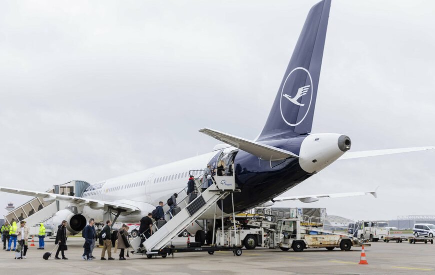 German national airline suspends night flights to Lebanon — RT World News