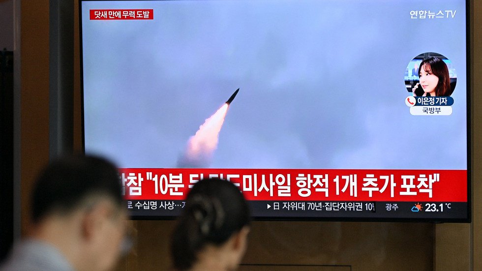 North Korea fires missile with ‘super-large warhead’ – state media — RT World News