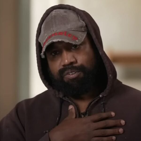 Kanye West in hoodie on Good Morning America